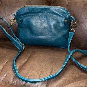 WANDERERS Travel Co crossbody Venetian Passport